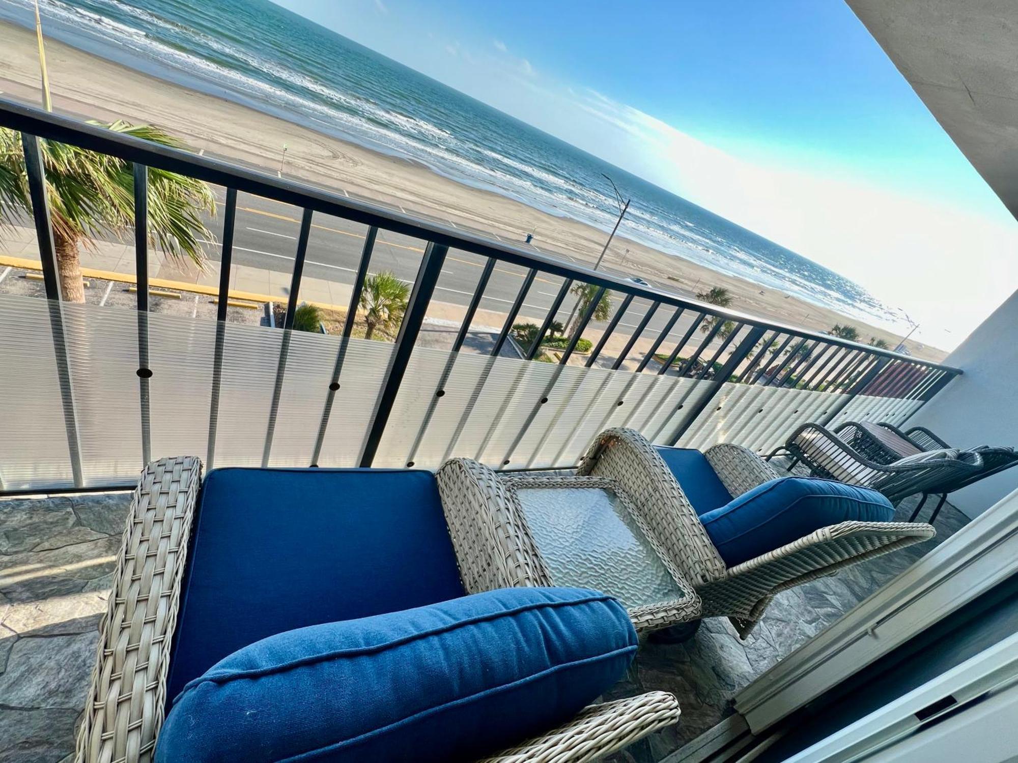 Amazing And Spectacular Ocean And Beach Views In 加尔维斯敦 外观 照片